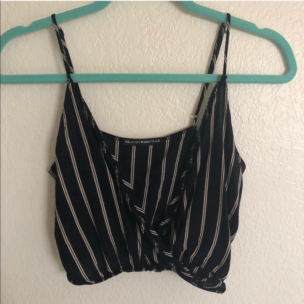 Brandy Melville Jaslyn Cropped Tank - Picture 2 of 2